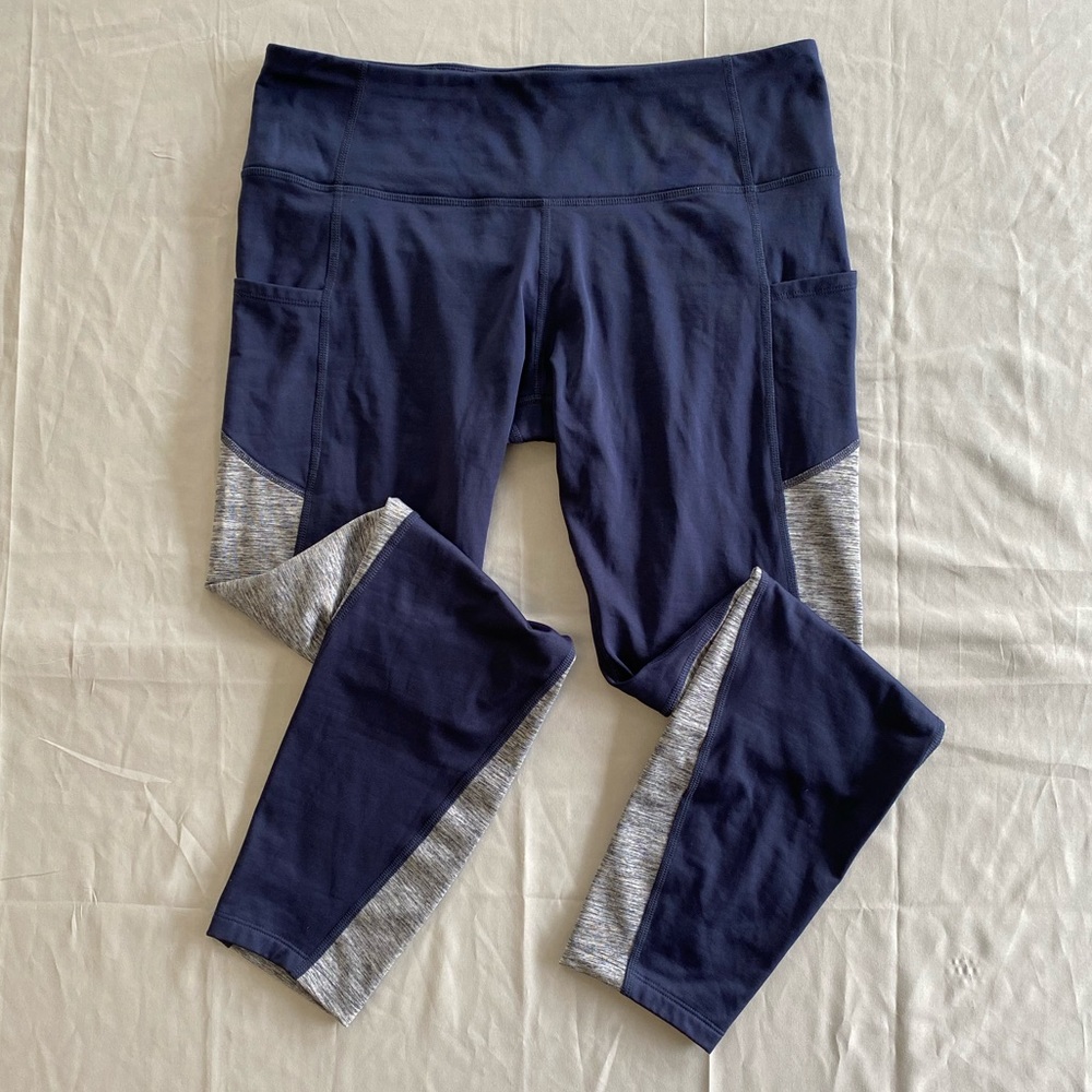 Apana leggings with pockets.